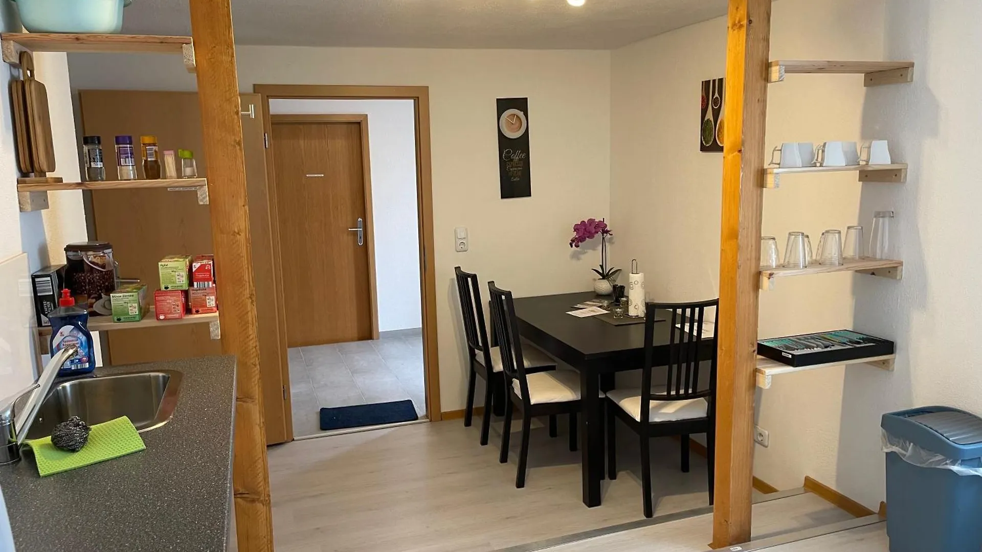 Monteurwohnung Am Flughafen Schkeuditz Apartment